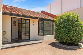 Swan River Applecross Heathcote Park 1BR Villa